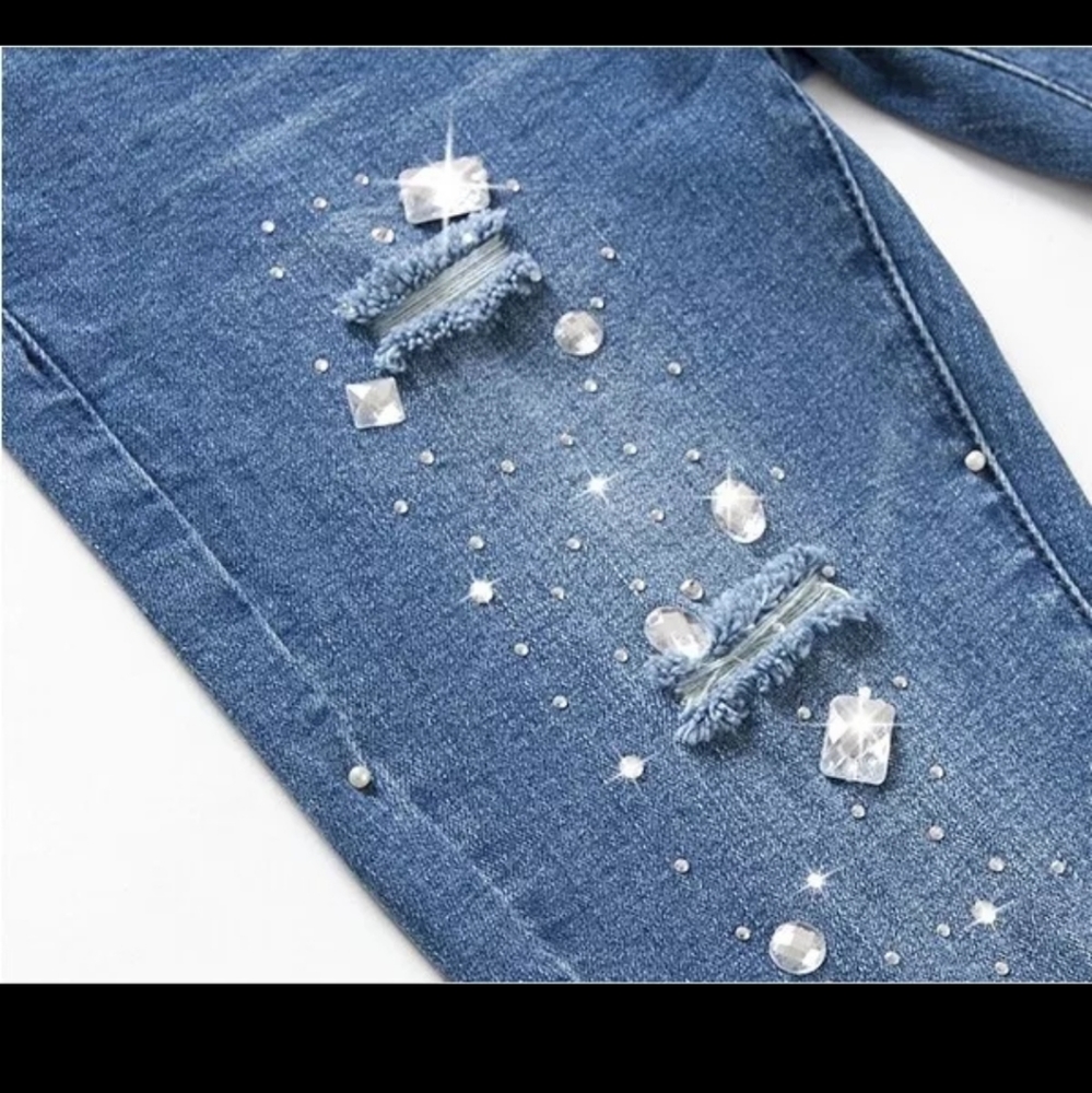 Jeans - Picture 3 of 4